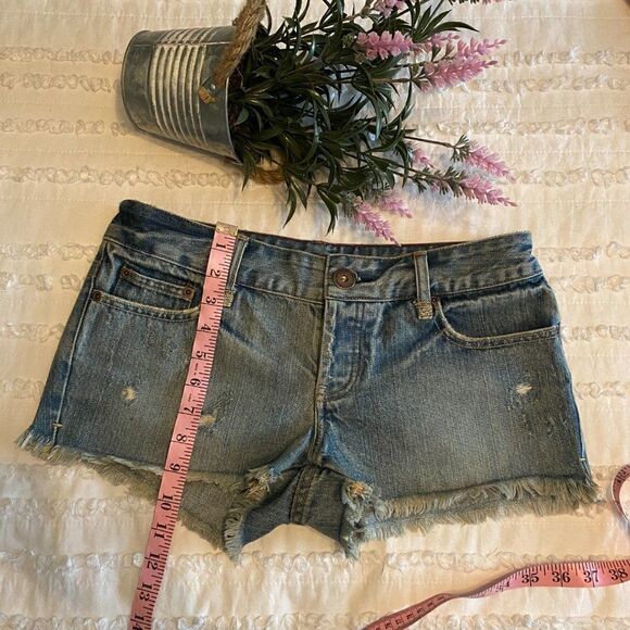 American Eagle Shorts Gingham print on inside pockets Jean Button Up Frayed  2 - Picture 6 of 6